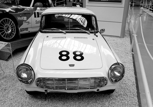 (04-7b)08-01-14_0805　1964 Honda S600 hardtop(輸出モデル）.jpg