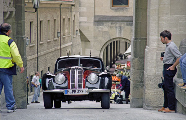 (05-1a)(01-25-35) 1938 BMW 327／28 Coupe.jpg