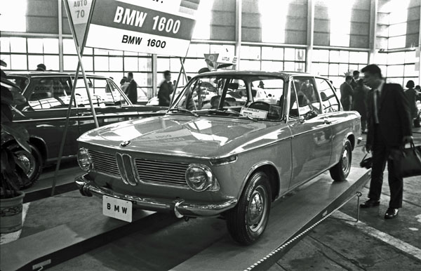 (05-2a)(217-36) 1970 BMW 1600 2dr Limousine.jpg