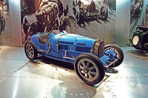 (05-2a)(99-T02-31) 1926 Bugatti Type35Bのコピー.jpg