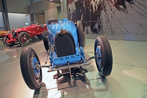 (05-2c)07-04-07_584 1926 Bugatti type35B.JPG