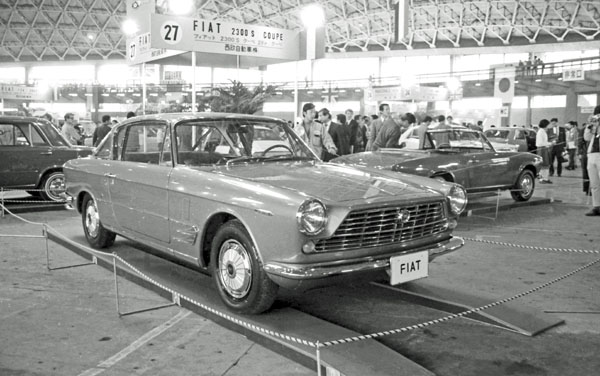 (05-4a)(184-05) 1969 Fiat 2300S Coupe.jpg