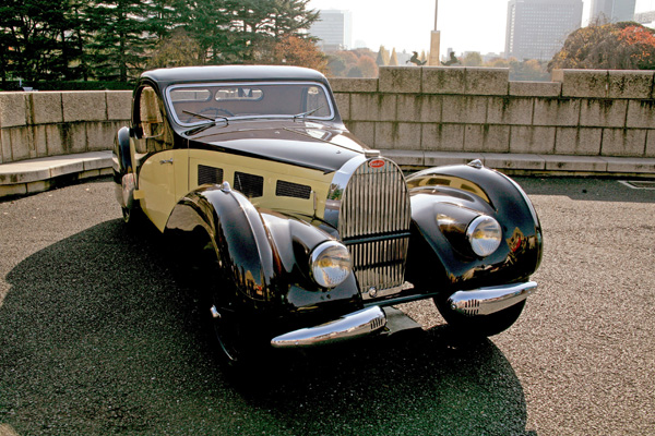 (05-5a)(09-11-28_164) 1938 Bugatti Type57C Atalante(神宮絵画館）.JPG