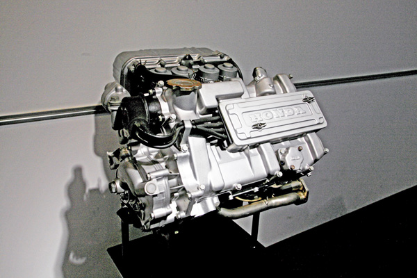 (05-6b)09-11-15_359 1964 Honda AS285E ( S600用エンジン).JPG
