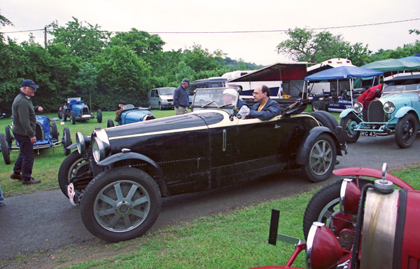 (05-7) (04-30-06) 1929 Bugatti Type43A.jpg