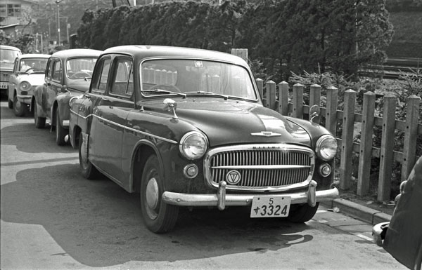 (05-8a)(162-03) 1956 Hillman Minx MkⅧA 4dr Saloon.jpg