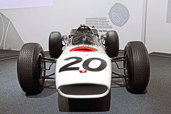 (06-1b)13-11-20_035 1964 Honda RA271.JPG