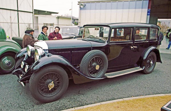 (06-1c)(02-26-29) 1931 Bentley 8-Litre Saloon by Yhrupp & Maberly (ym5035).jpg