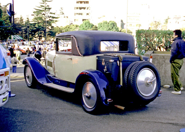 (06-3b)89-01-36b 1927 Bugatti Type44 Faux Cabriolet.jpg