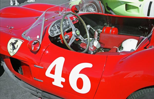 (06-4e)(99-05-04) 1958 Ferrari 250 TR Spider.jpg