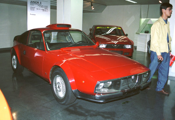 (07-2a) (97-09-08) 1971 Alfa Romeo Junior Z Sperimentale 1992cc ミッド・エンジン.jpg