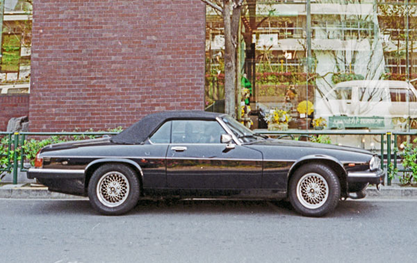 (07-3b)(91-09-03) 1985 Jaguar XJ-S V12  Convertible.jpg