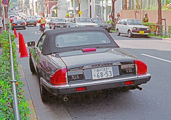 (07-3c)(91-09-02) 1985 Jaguar XJ-S V12 2 Convertible.jpg