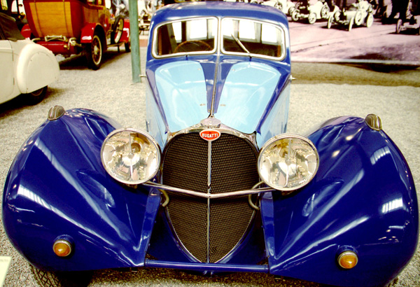 (07-6a)(57-02-02)1938 Bugatti Type57 SC Corsica Coupe.jpg