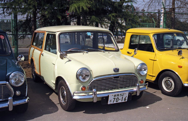 (07-7a)90-11-18 1960-63 Austin Mini Countryman Mk1.jpg