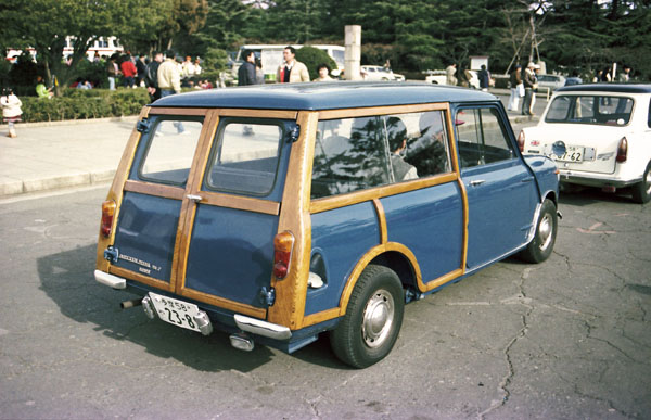 (07-8b)(82-04-21) 1967-69 Austin Mini Countryman MkⅡ1000.jpg