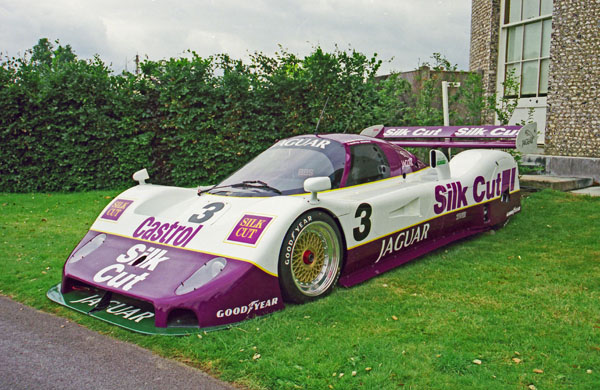 (08-11a)(00-19-17) 1990 Jaguar XJR11 3.5Litre Turbo.jpg