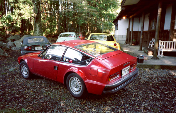 (08-1b) (98-42-19) 1072-73 Alfa Romeo 1600 Jinioe Zagato.jpg