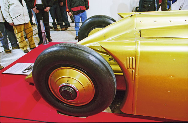 (08-1c )(03-07-10) 1929 GoldenArrow 1000CV.jpg