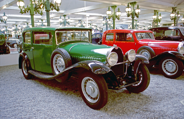 (08-3) (02-10-12) 1933 Bugatti Type49 Vandooren Saloon (#49414).jpg