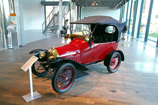 (08-4b) 1913 Bebe Peugeot(Bugatti T-19).JPG