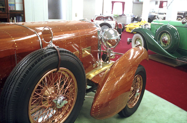 (08-6f)90-28-32 1939 Lagonda V12 Tulipwood Roadstar.jpg