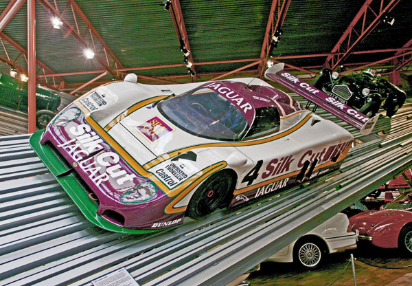 (08-8b)10-07-05_0270 1987 Jaguar XJR-8.JPG