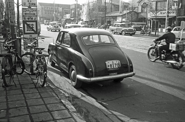 (09-1d)(037-36E) 1953 Lancia Appia Sr.1 4dr Berline.jpg