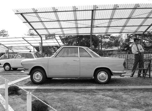 (09-2b)(098-25) 1962 BMW 700 2dr Coupe.jpg