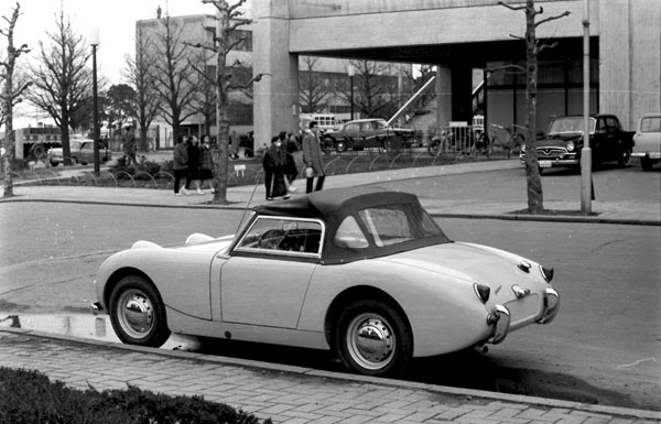 (09-2c)(056-31) 1958-61 Austin Healey Sprite MkⅠ.jpg