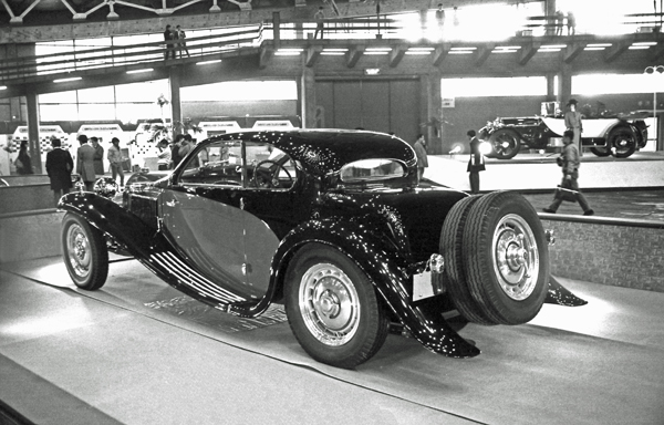 (09-4d)250-08 1932 Bugatti Type50T Coupe.jpg