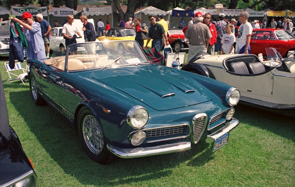 (10-1a) (98-12-25) 1961 Alfa Romeo 2000 Spider by Touring.jpg