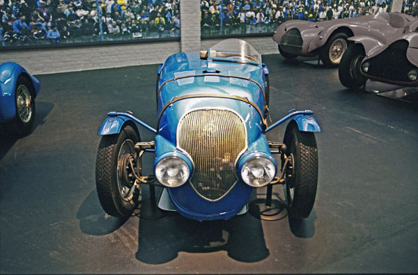 (10-1a)(02-11-06) 1937 Simca 5 Gordini.jpg