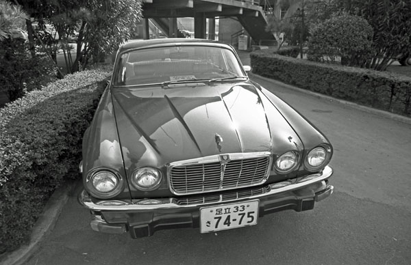 (10-2a)287-18 1973-79 Jaguar XJ6 Sr Ⅱ.jpg