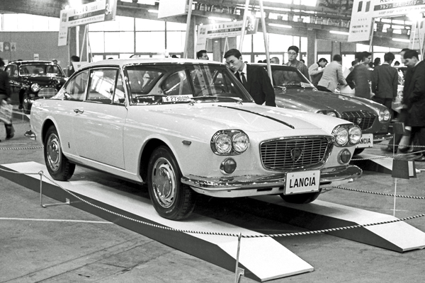 (11-1b)( 173-38E) 1967 Lancia Flavia Pininfarina Coupe.jpg
