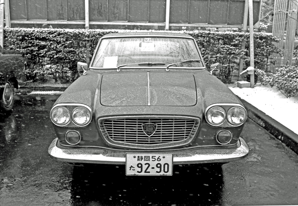 (11-2c)( 295-29) 1965 Lancia Flavia 1.8 Pininfarina Coupe.jpg