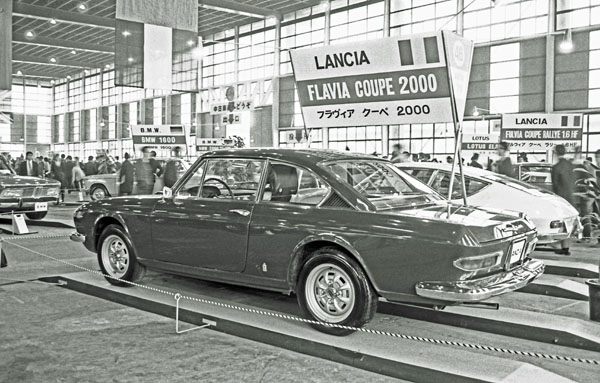 (11-6c)( 218-14) 1970 Lancia Flavia Coupe 2000.jpg