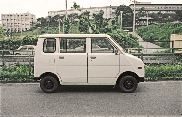 (12-2c)(83-03-10) 1972-74 Honda Life StepVan.jpg