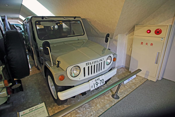 (13-1c)7-10-11_1609 1970 Suzuki Jimny.JPG