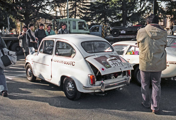 (13-2c)88-04-27 1964 Fiat Abarth 850 TC.jpg