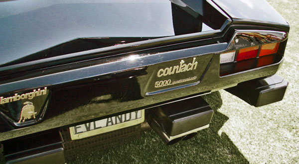 (13-2d)04-08-13P_135 1985 Lamborghini Countach 5000QV.JPG