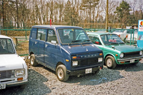 (14-1a))(85-11-04)_02 Honda Life Stepvan.jpg