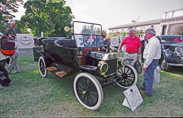 (14-1b) (04-15-15) 1914／2003 Ford Model T 100 Limited Edition.jpg
