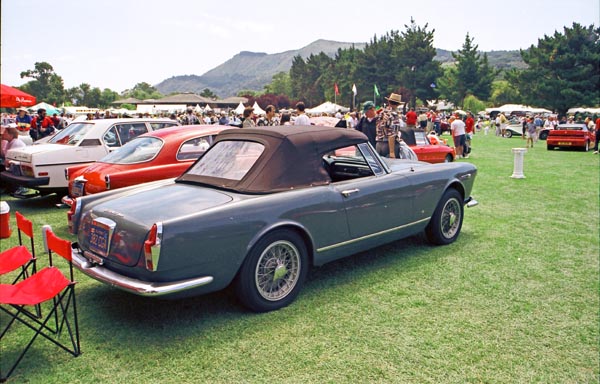 (14-1b) (98-15-08) 1962 Alfa Romeo 2600 Spider Touring.jpg