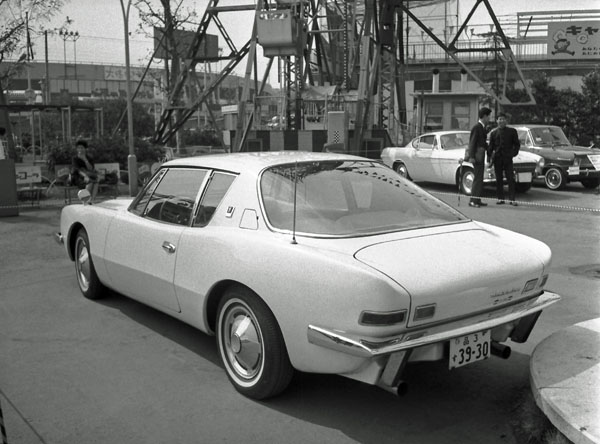 (14-1b)(125-31) 1963 Studebaker Avanti 2dr Sports Sedan.jpg