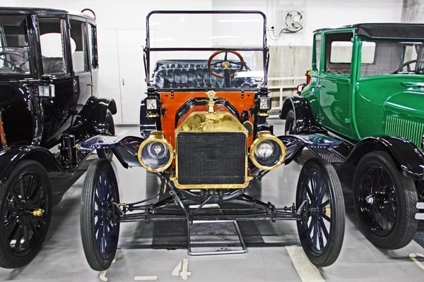 (14-2a) 12-04-21_148 1914 Ford Model T Touringのコピー.jpg
