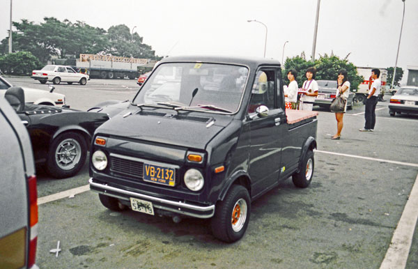 (15-2c)(84-06-12) 1973 Honda Life Pickup.jpg