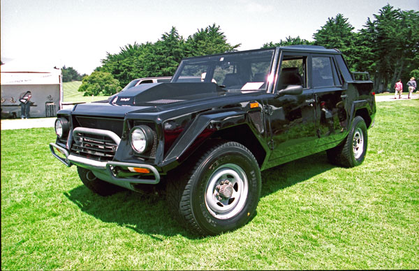 (16-2c)(04-50-05) 1988 Lamborghini LM 002.jpg