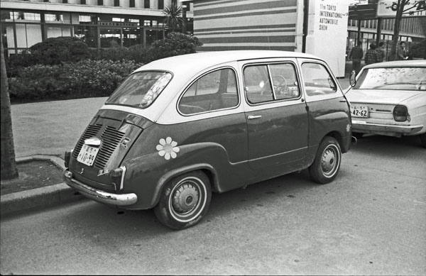 (17-1c)(208-10) 1956-60 Fiat 600 Mulutipla.jpg