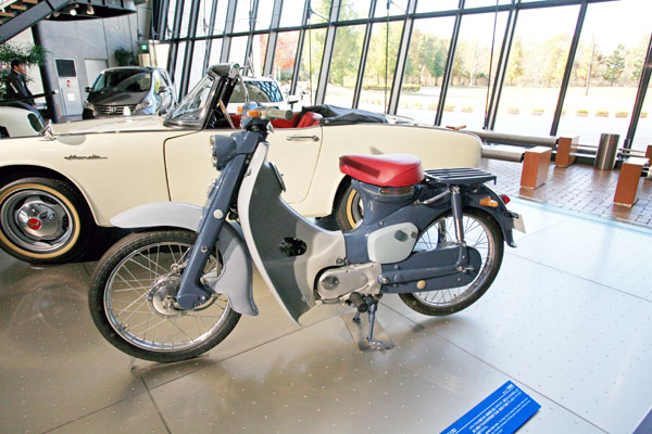 (17b)(1958)09-11-15_630 1958 Honda Super Cub C100 初代スーパーカブ.JPG